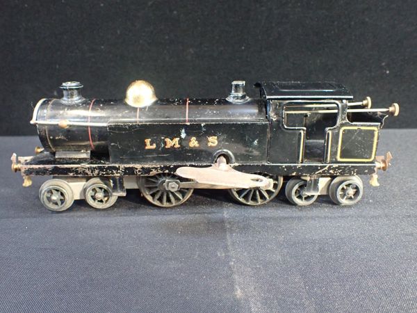 HORNBY 0 GAUGE No.2 TANK LOCOMOTIVE