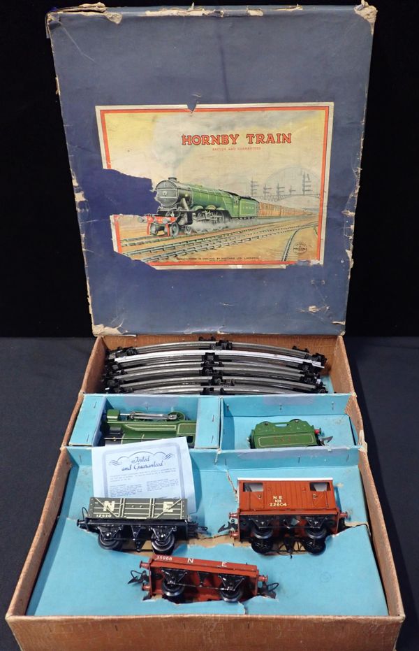 HORNBY 0 GAUGE BOXED No. 601 GOODS TRAIN SET