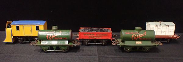 HORNBY 0 GAUGE UNUSUAL GOODS WAGONS