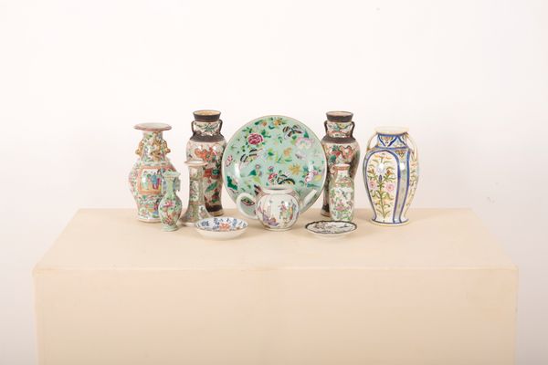 A COLLECTION OF CHINESE FAMILLE ROSE PORCELAIN