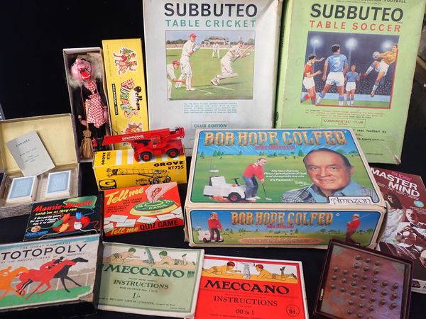 TWO SUBBUTEO SETS, SOCCER AND CRICKET