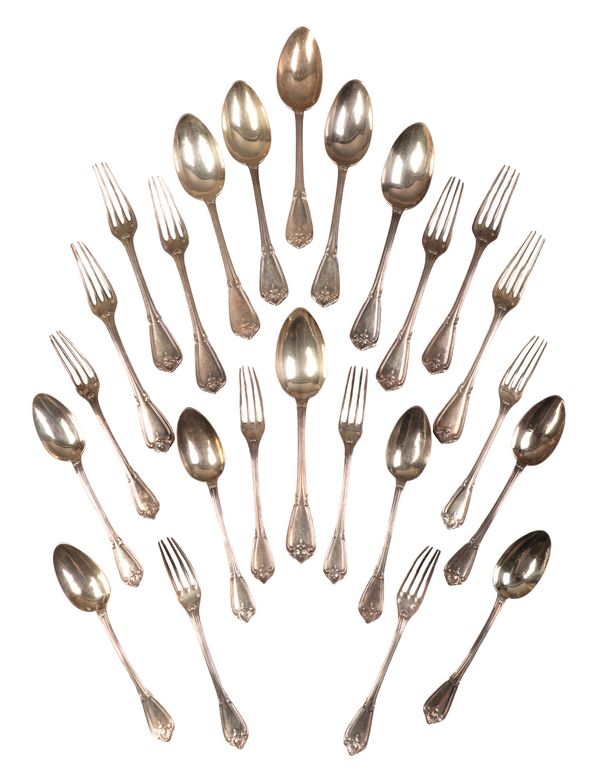 A 19TH CENTURY FRENCH SILVER TWELVE PIECE CUTLERY SERVICE