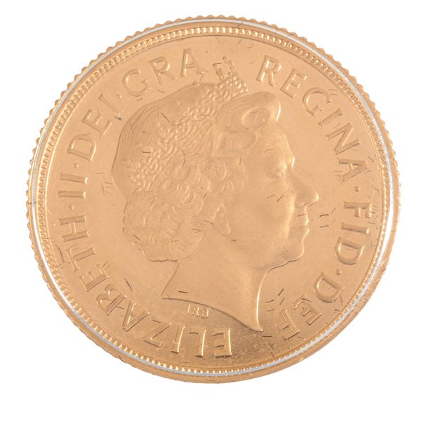 A 2009 QUEEN ELIZABETH II GOLD SOVEREIGN