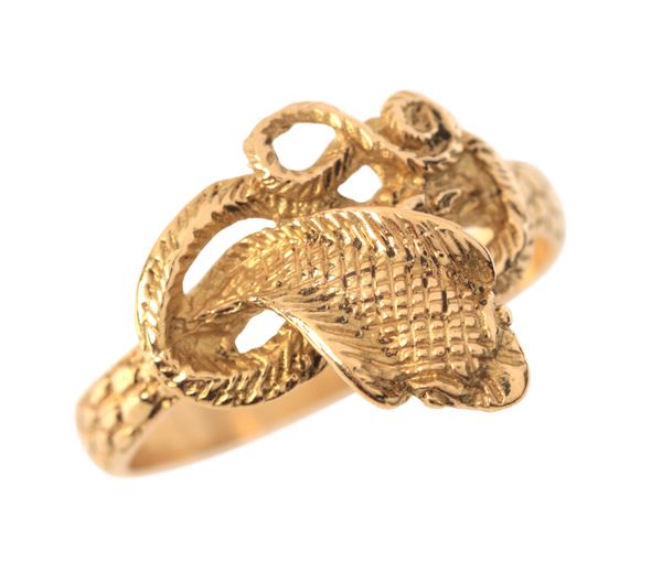 A SNAKE RING