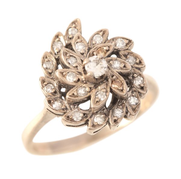 A DIAMOND CLUSTER RING