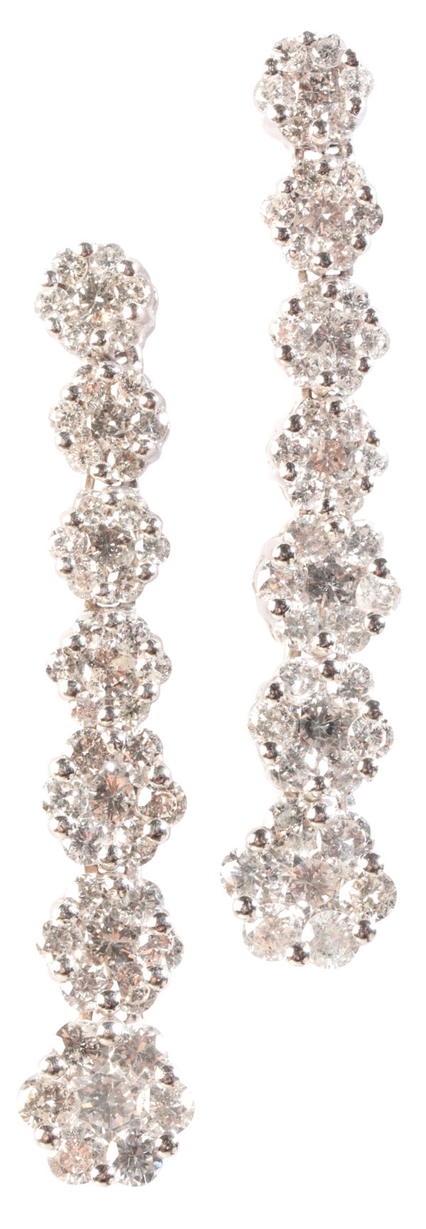 A PAIR OF DIAMOND DROP EARRINGS