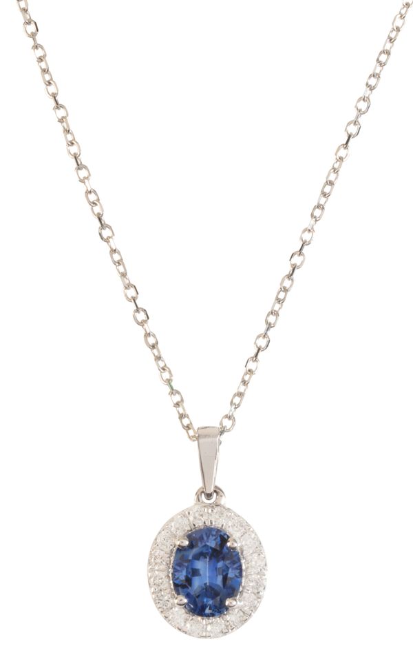 A SAPPHIRE AND DIAMOND CLUSTER PENDANT NECKLACE