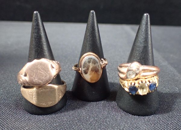 TWO 9CT GOLD SIGNET RINGS