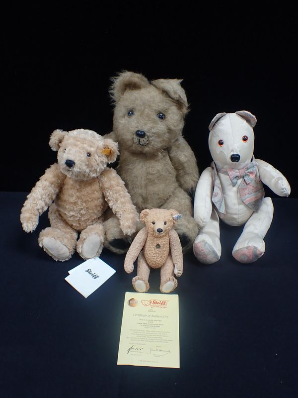 A STEIFF 100th ANNIVERSARY CERAMIC BEAR