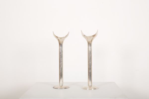 A PAIR OF ITALIAN SILVER PLATED BUD VASE OR CANDLEHOLDERS BY GUIDO NIEST