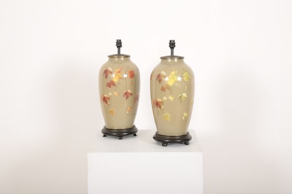 A PAIR OF TALL BALUSTER TABLE LAMPS BY JENNY WORRALL