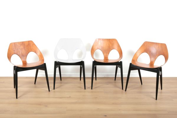 CARL JACOBS FOR KANDYA: FOUR 'JASON' JIGSAW CHAIRS, No. 871266