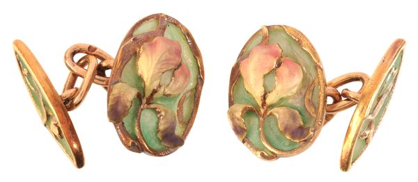 LUCIEN GUILLARD: A PAIR OF ART NOUVEAU PLIQUE-À-JOUR CUFFLINKS