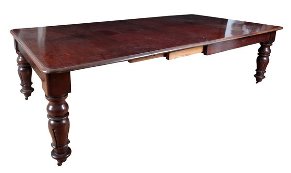 A VICTORIAN MAHOGANY EXTENDING DINING TABLE