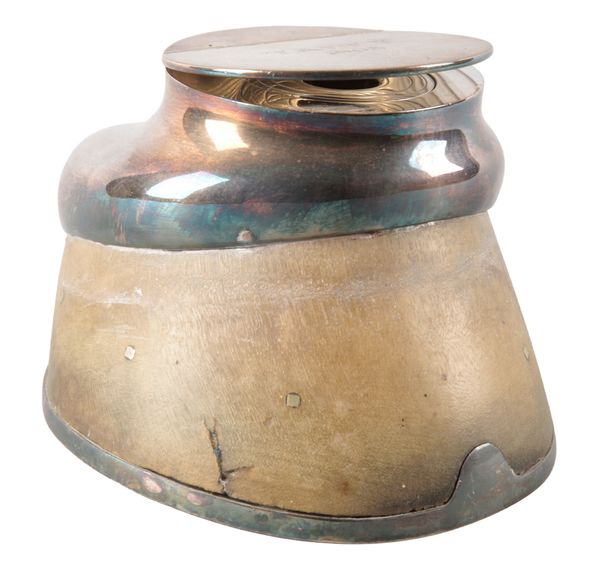 ARMY & NAVY STORES OF LONDON: A SILVER PLATED HORSE HOOF INKWELL