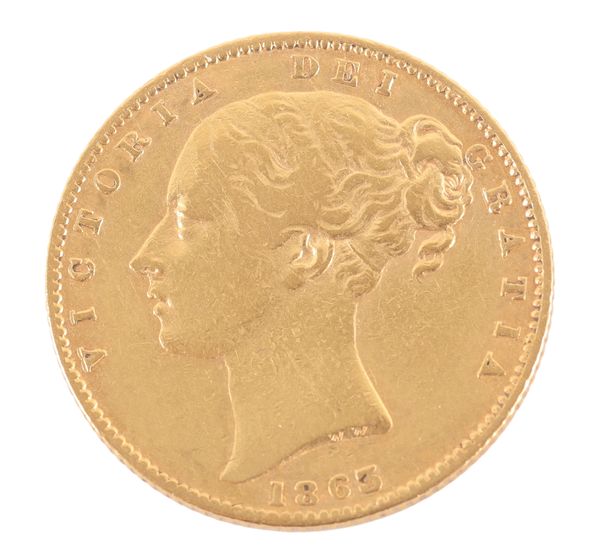 AN 1863 QUEEN VICTORIA GOLD SOVEREIGN