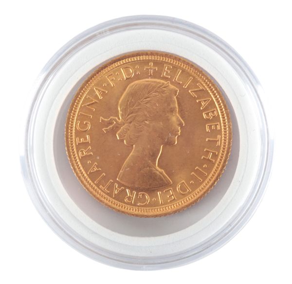 A 1966 QUEEN ELIZABETH II GOLD SOVEREIGN