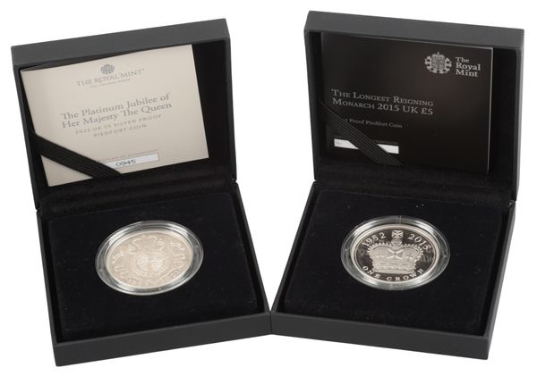 THE ROYAL MINT: 'THE PLATINUM JUBILEE OF HER MAJESTY THE QUEEN' 2022 UK £5 SILVER PROOF PIEDFORT COIN