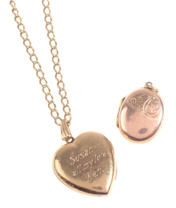 A 9CT GOLD HEART-SHAPED LOCKET PENDANT NECKLACE