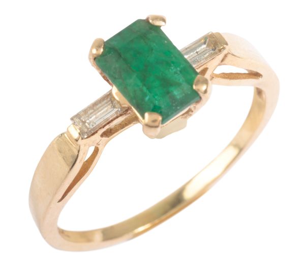 AN EMERALD AND DIAMOND RING