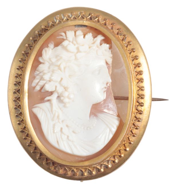 A CAMEO BROOCH