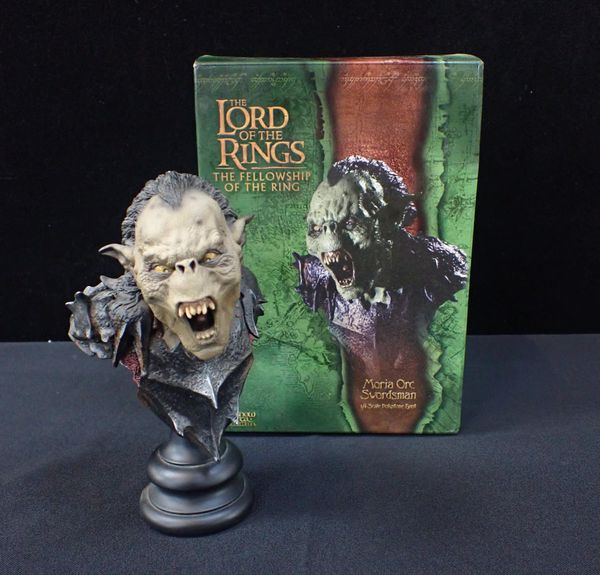 LORD OF THE RINGS SIDESHOW WETA BUST