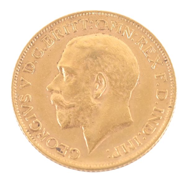 A 1913 GEORGE V GOLD SOVEREIGN