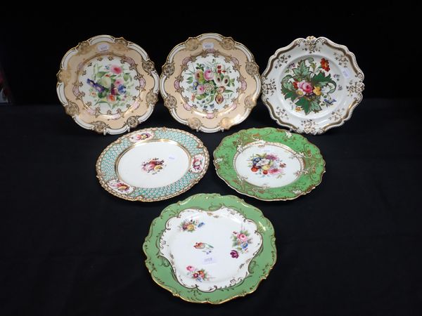 TWO VICTORIAN DESSERT PLATES DECORATED WITH PAINTED SPAYS OF GARDEN FLOWERS