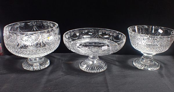 A LARGE STUART CRYSTAL CUT GLASS FOOTED BOWL