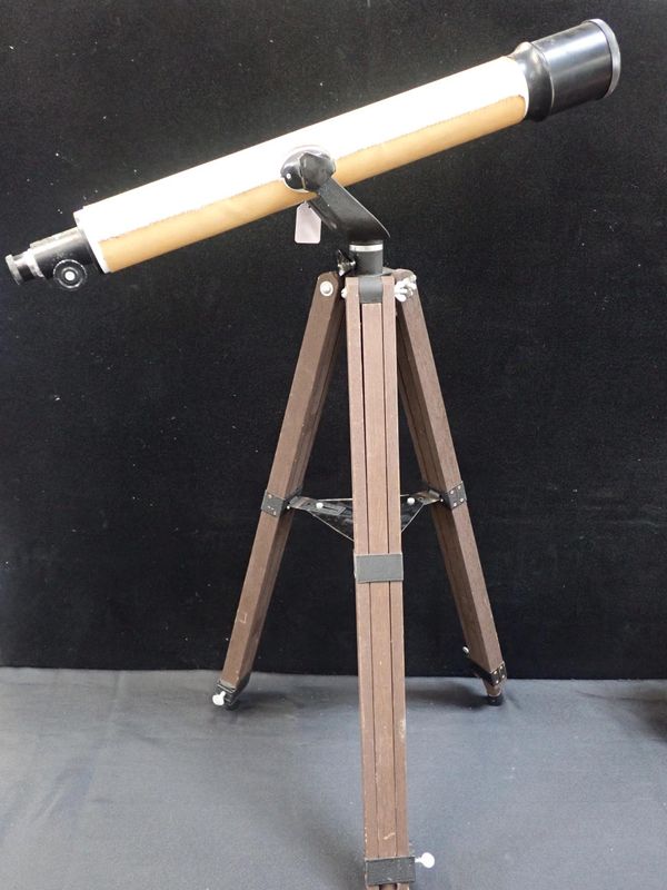 A SOLUS TELESCOPE