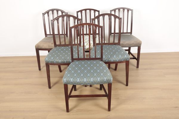 A SET OF SIX 19TH CENTURY MAHOGANY DINING CHAIRS OF SHERATON STYLE