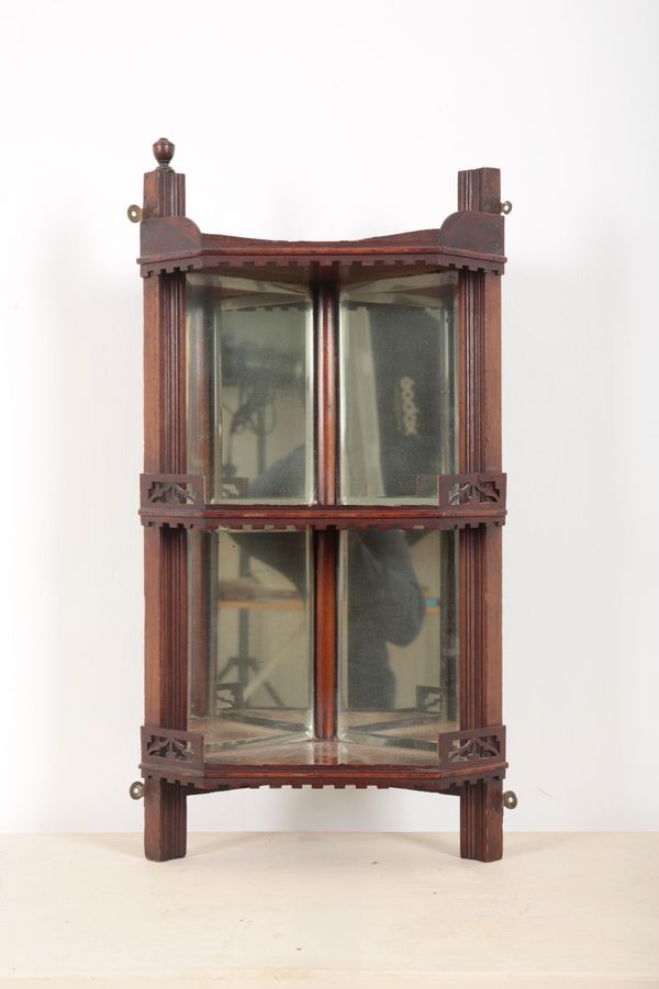 A VICTORIAN MAHOGANY CORNER SHELF OF AESTHETIC DESIGN