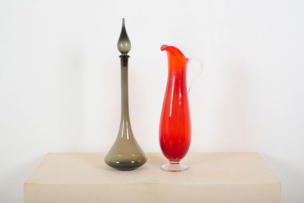 AN EMPOLI SMOKY GLASS 'GENIE' BOTTLE DECANTER
