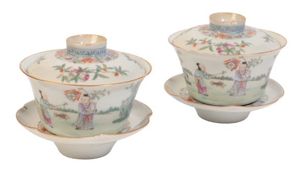 A PAIR OF CHINESE PORCELAIN TEACUPS, STAND AND COVERS