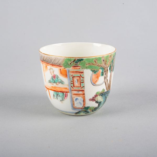 A CHINESE PORCELAIN FAMILLE ROSE CUP