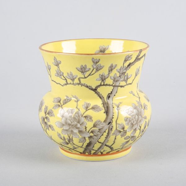 A CHINESE PORCELAIN YELLOW GROUND LEYS JAR