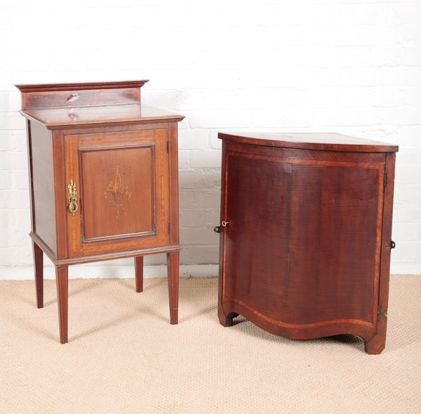 AN EDWARDIAN MAHOGANY BEDSIDE CUPBOARD