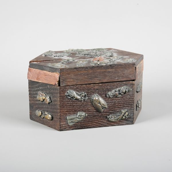 A SET OF THREE JAPANESE NESTING BOXES