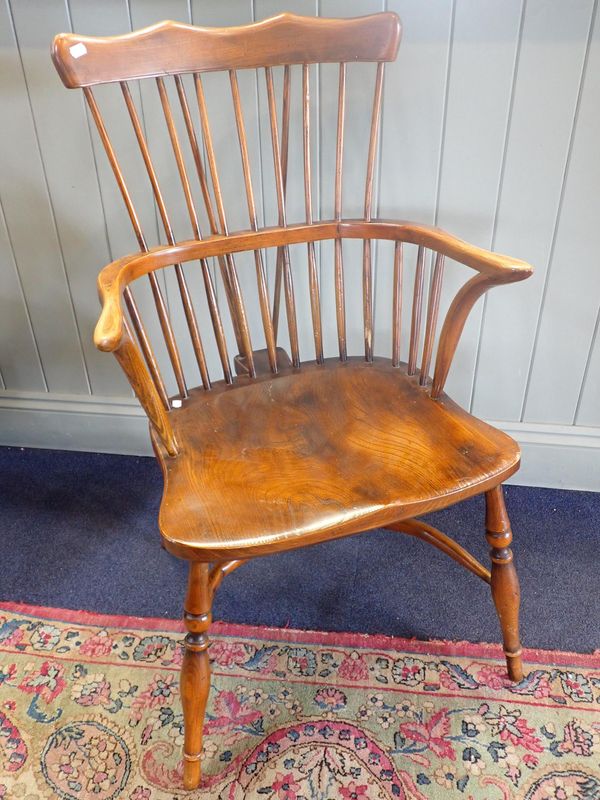 AN 18TH CENTURY STYLE WINDSOR ARMCHAIR