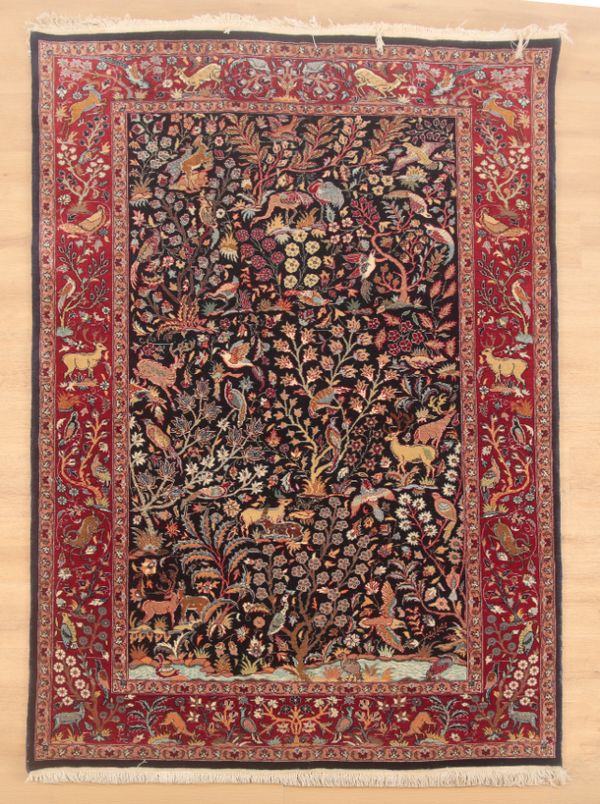 AN ISFAHAN PICTORIAL RUG