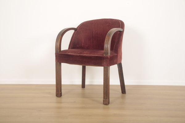 A MAHOGANY ARMCHAIR