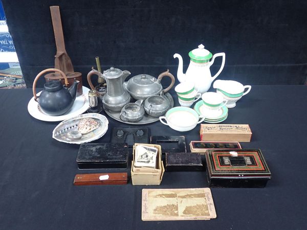 AN ART & CRAFTS STYLE PEWTER TEA SET