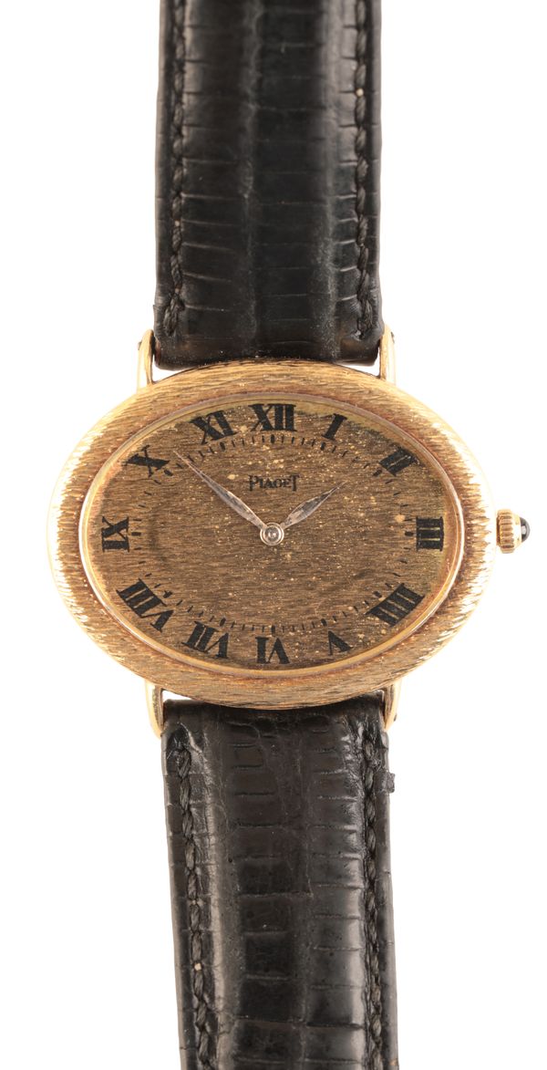 PIAGET: A RARE 9852 DRESS WATCH