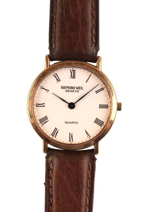 RAYMOND WEIL GENEVE: A GOLD PLATED WRISTWATCH