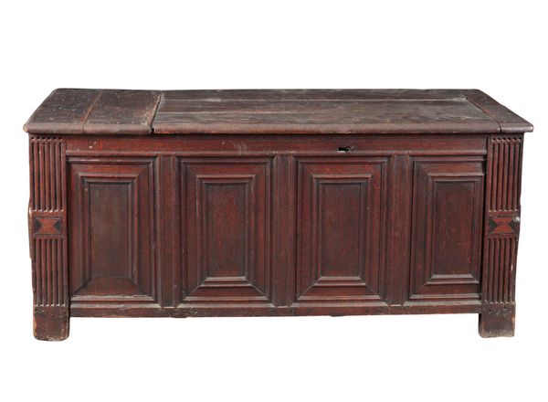 AN ENGLISH OAK PANELLED OAK COFFER