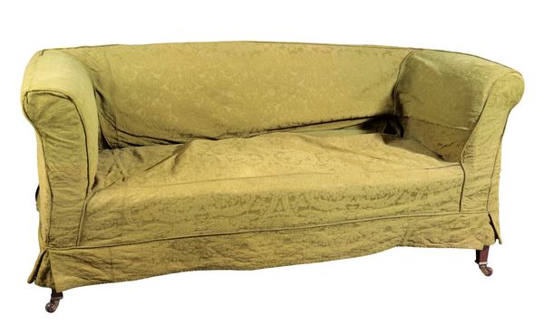 AN EDWARDIAN MAHOGANY SETTEE