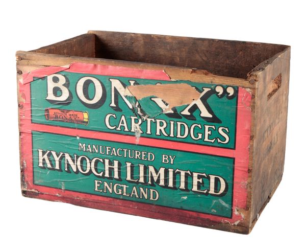 A KYNOCH 'BONAX 500' CARTRIDGE SHIPPING CRATE