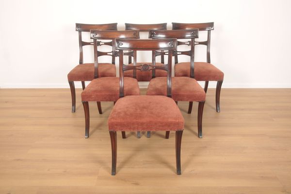 A SET OF SIX REGENCY MAHOGANY DINING CHAIRS