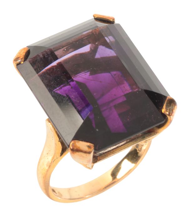 AN AMETHYST COCKTAIL RING