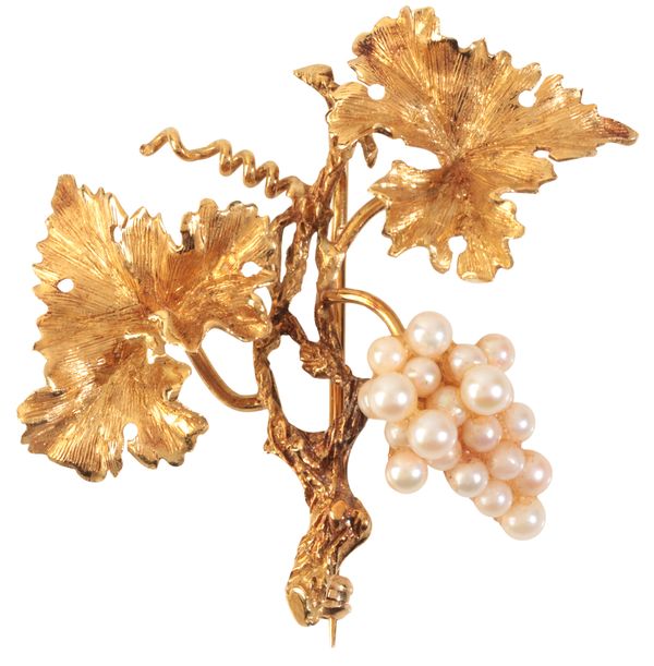 CROPP & FARR: A GRAPE VINE BROOCH